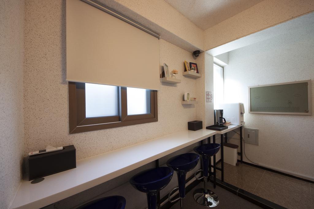 K-Guesthouse Sinchon 2 Seoul Exteriör bild