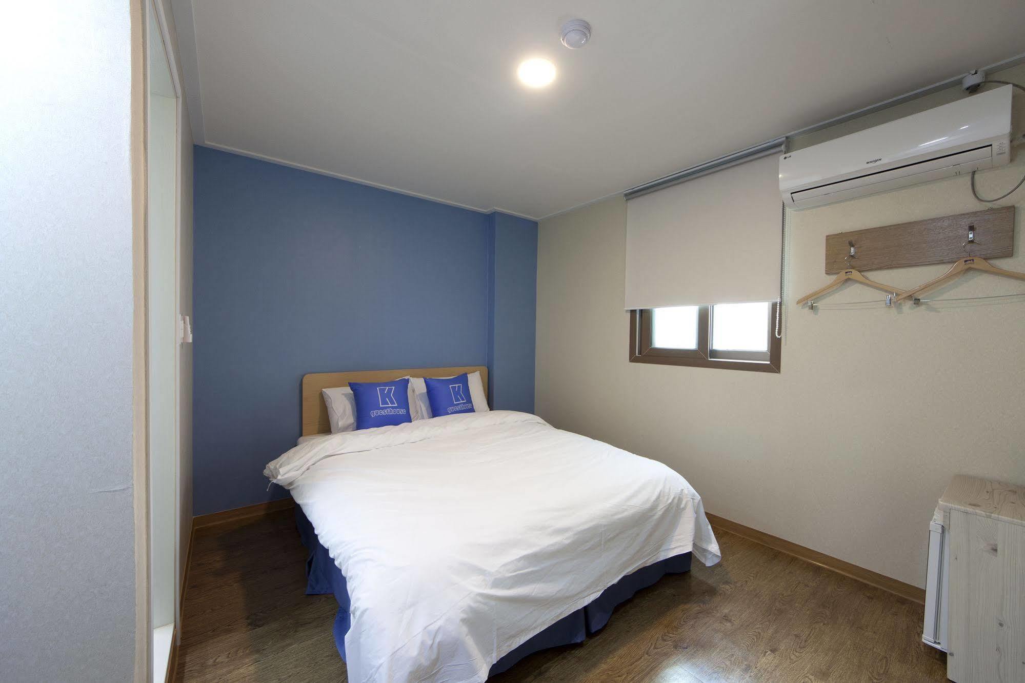 K-Guesthouse Sinchon 2 Seoul Exteriör bild