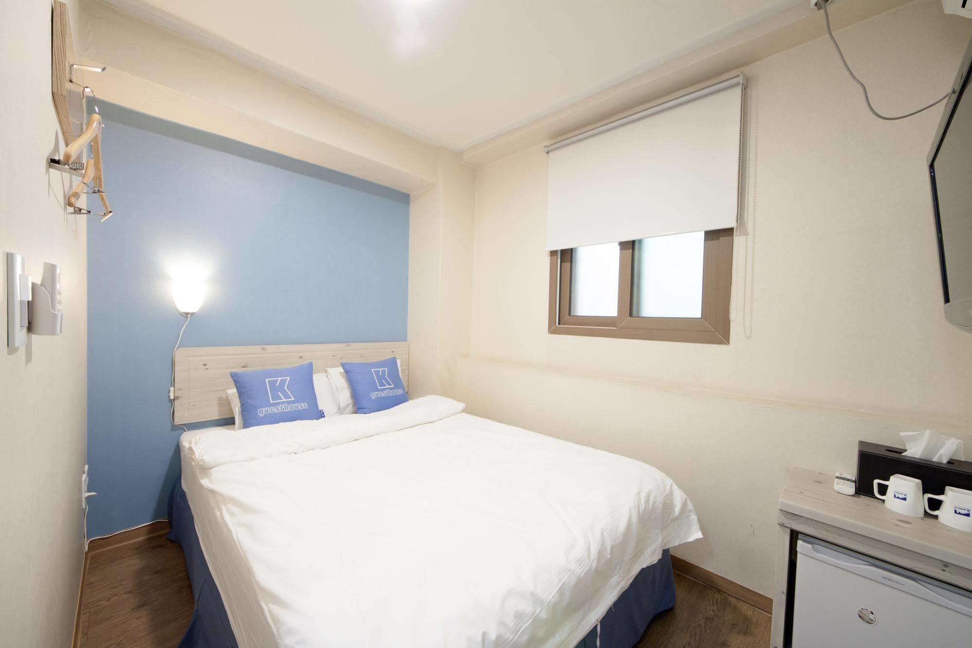 K-Guesthouse Sinchon 2 Seoul Exteriör bild